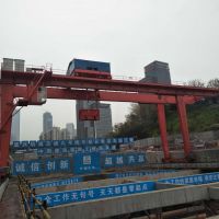 重慶地鐵翻渣門式起重機(jī)出租