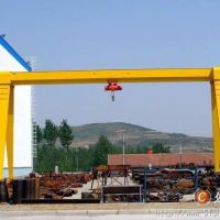 遼寧遼陽現(xiàn)場安裝門式起重機