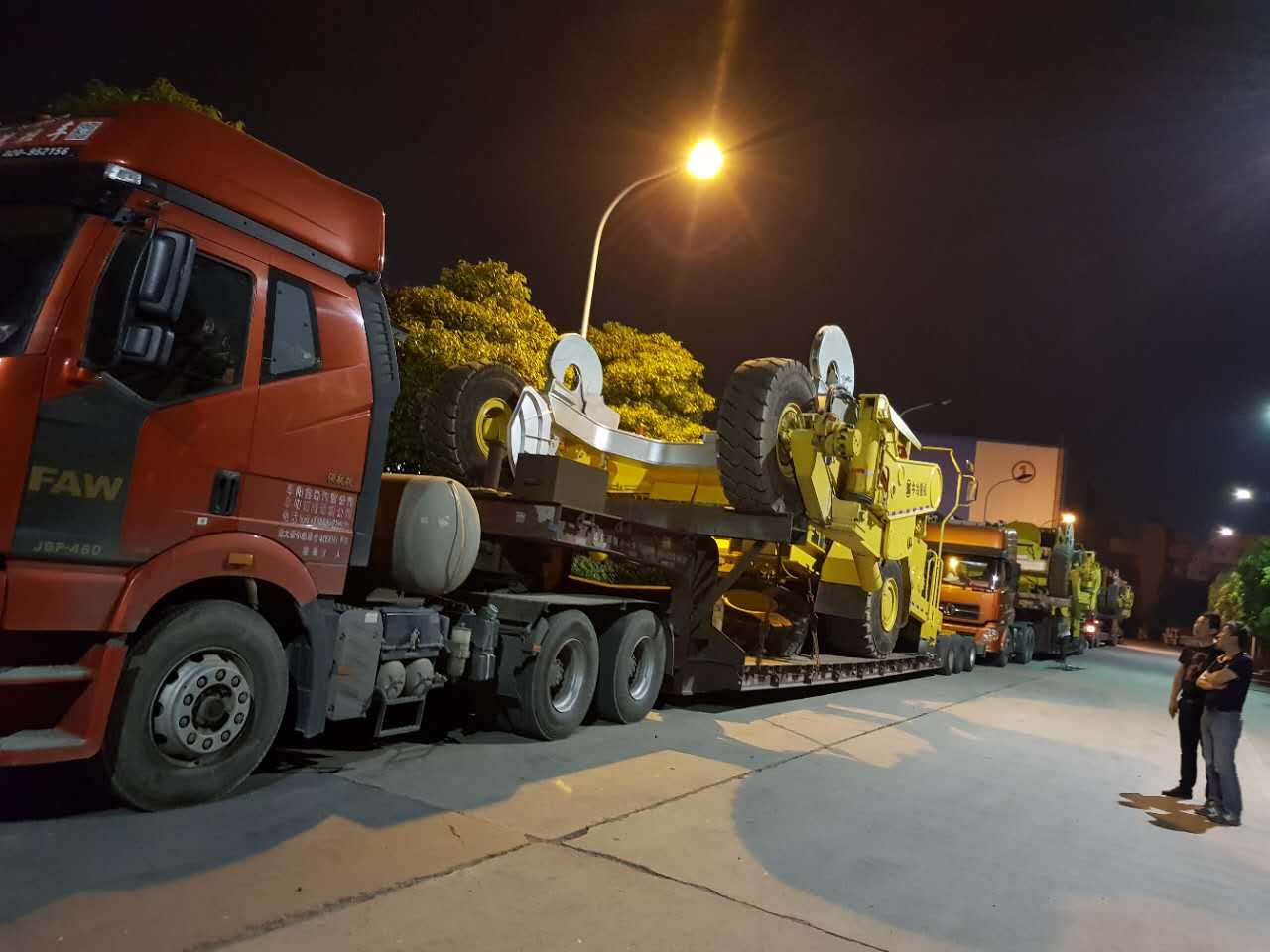 抱罐車運(yùn)輸3