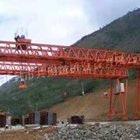 佛山起重機、行吊、升降平臺、貨梯‘起重配件及安裝維修