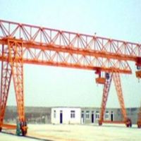 天全路橋門(mén)式起重機(jī)