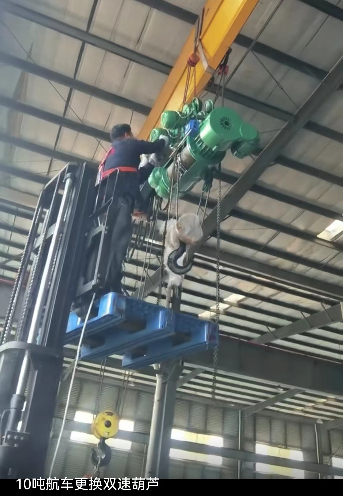 成都維修保養起重機、電動葫蘆維修 成都維修行車 龍門吊