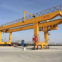 長春門架式起重機