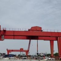 海南雙梁門式起重機銷售