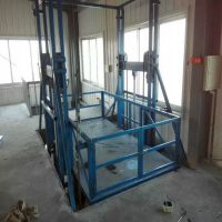 液壓升降貨梯
